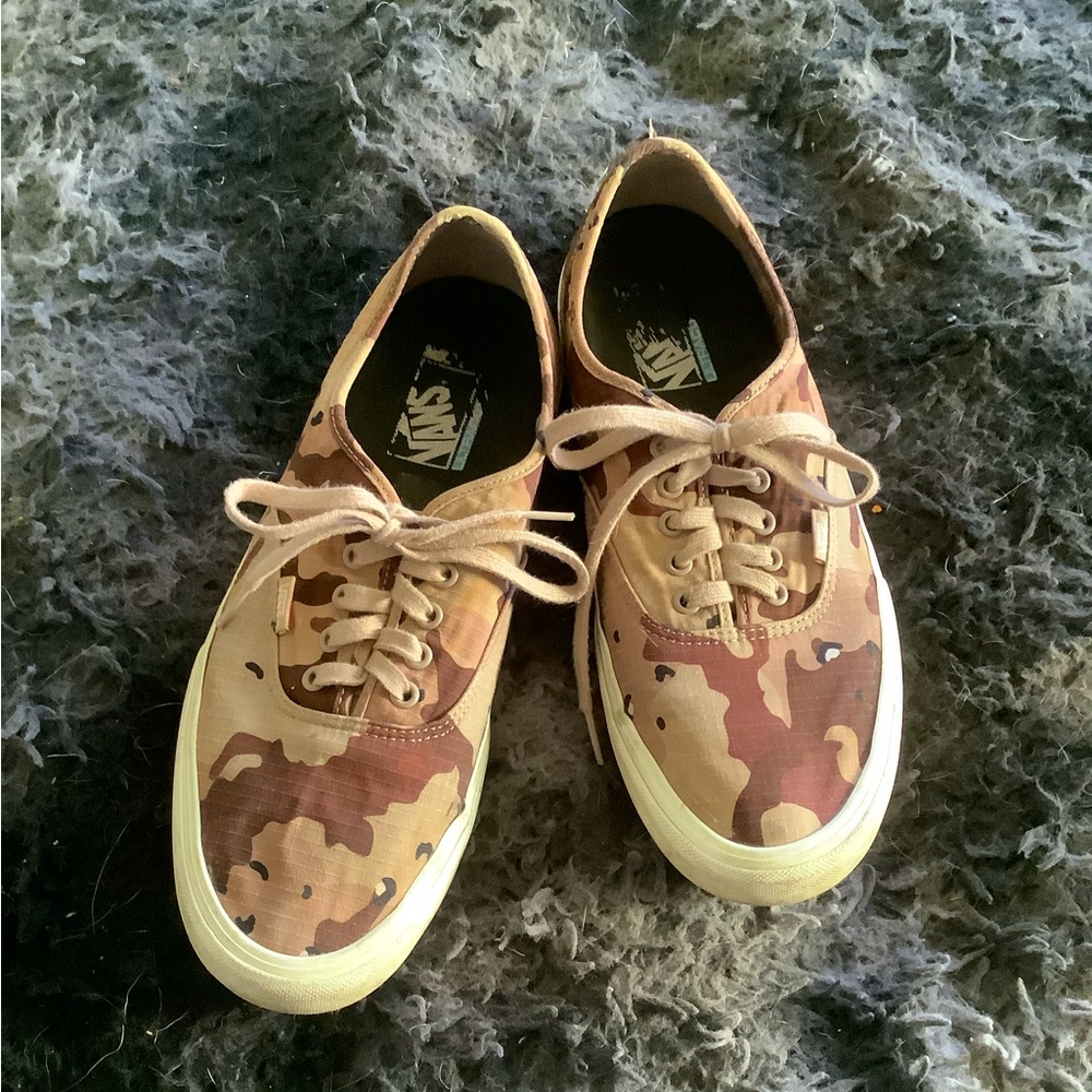 Men’s Camo Vans